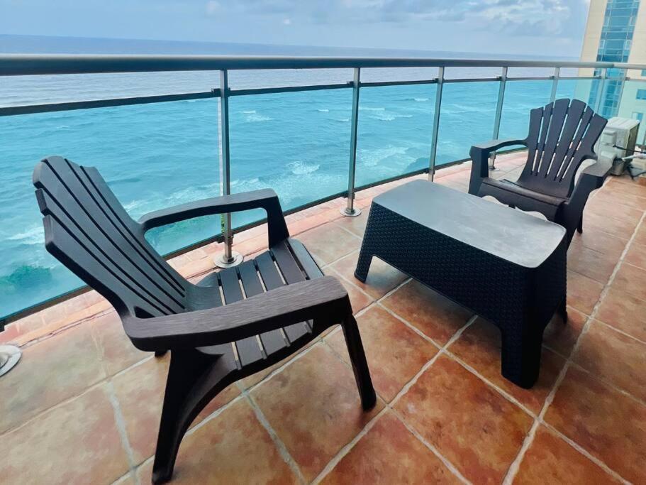 Beach Front Penthouse In Exclusive Tower Санто-Доминго Экстерьер фото