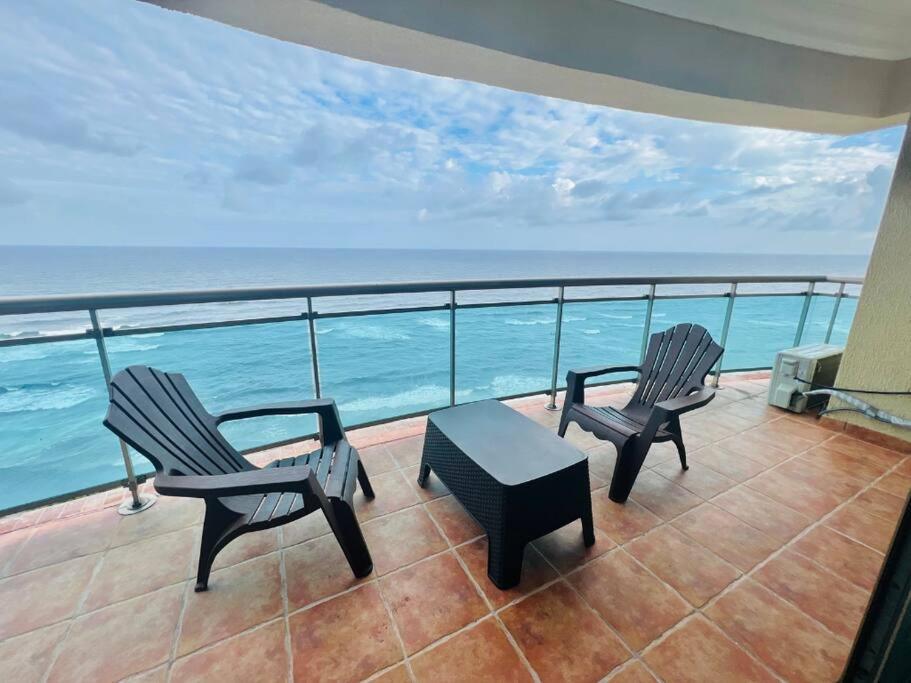 Beach Front Penthouse In Exclusive Tower Санто-Доминго Экстерьер фото