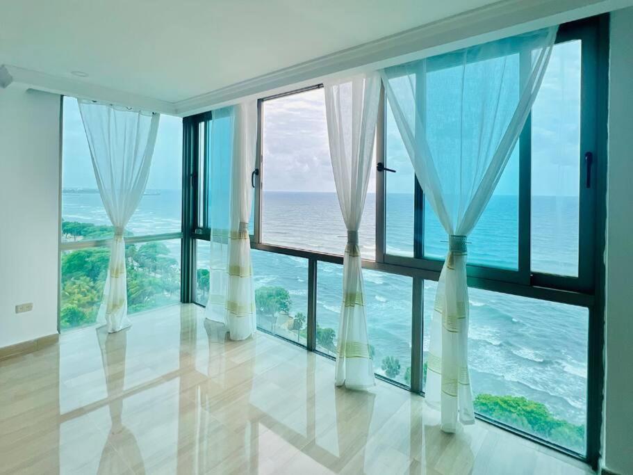 Beach Front Penthouse In Exclusive Tower Санто-Доминго Экстерьер фото